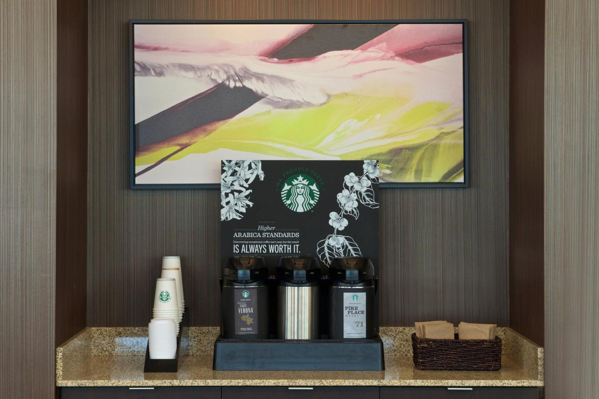 Courtyard By Marriott Seattle Everett Downtown Экстерьер фото