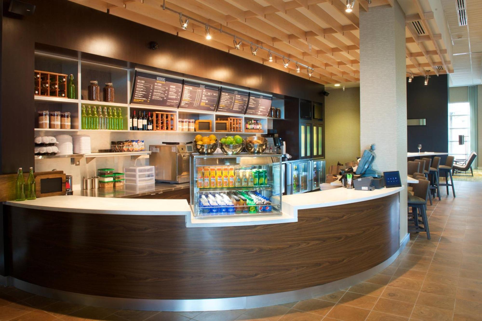 Courtyard By Marriott Seattle Everett Downtown Экстерьер фото