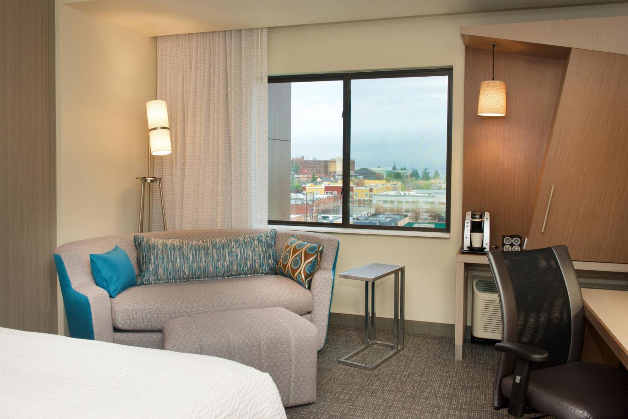 Courtyard By Marriott Seattle Everett Downtown Экстерьер фото