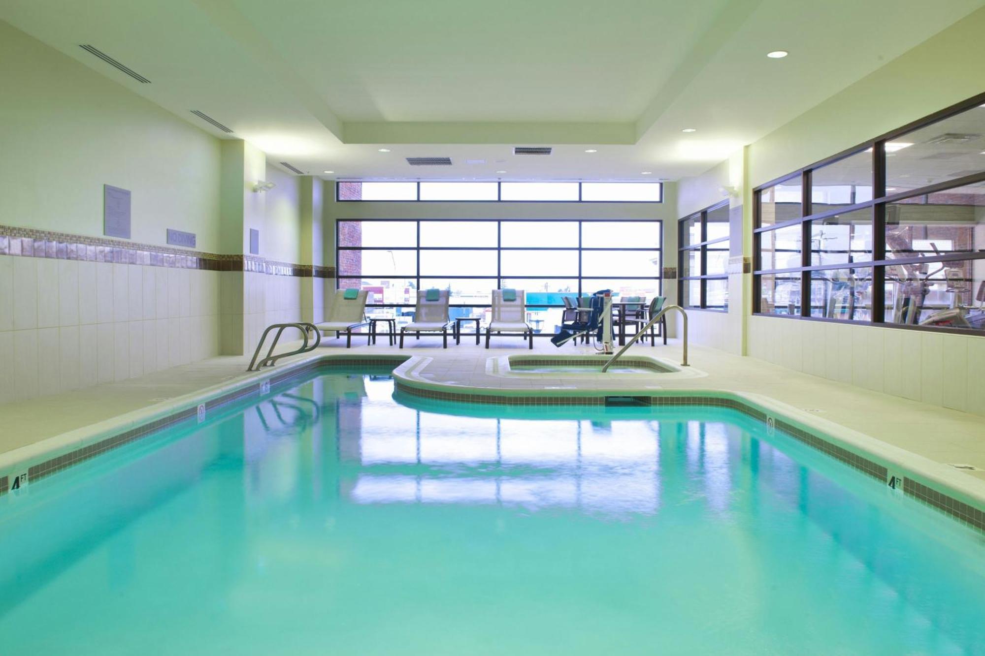 Courtyard By Marriott Seattle Everett Downtown Экстерьер фото