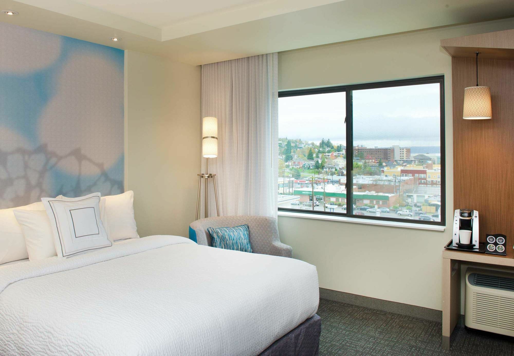 Courtyard By Marriott Seattle Everett Downtown Экстерьер фото