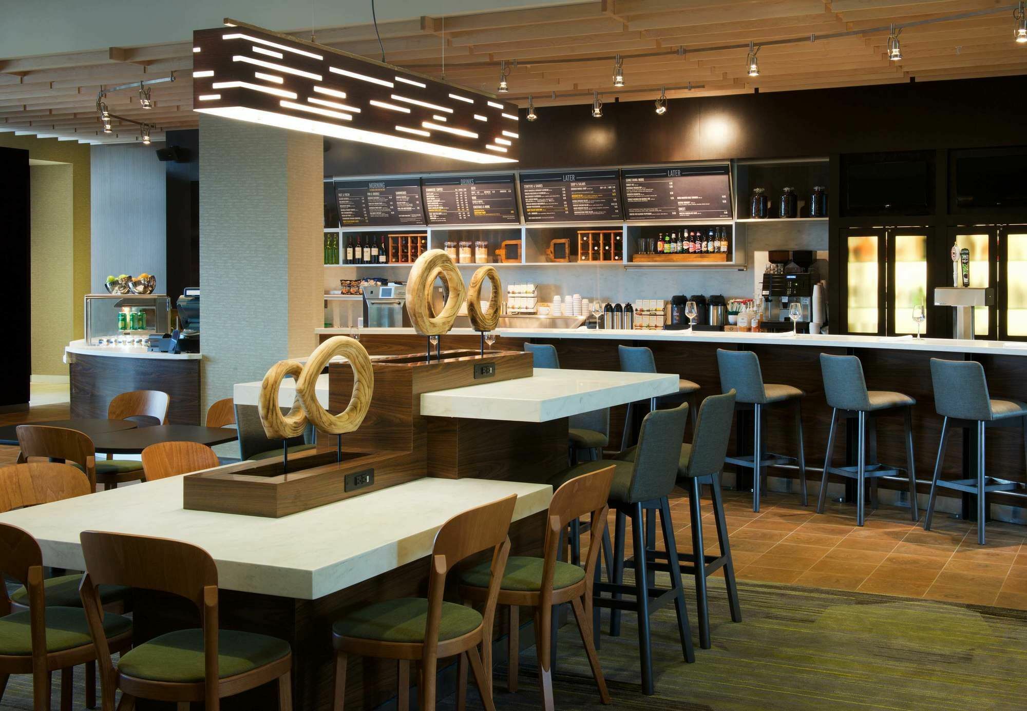 Courtyard By Marriott Seattle Everett Downtown Экстерьер фото
